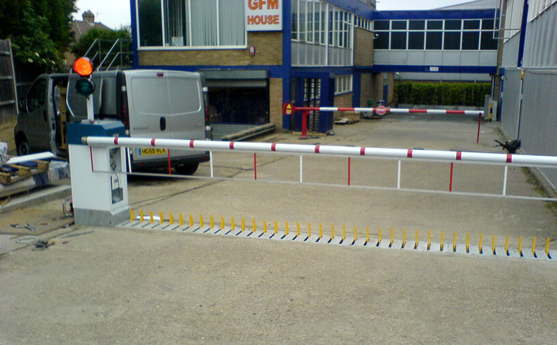 Predator Tyre Killer Security Barrier